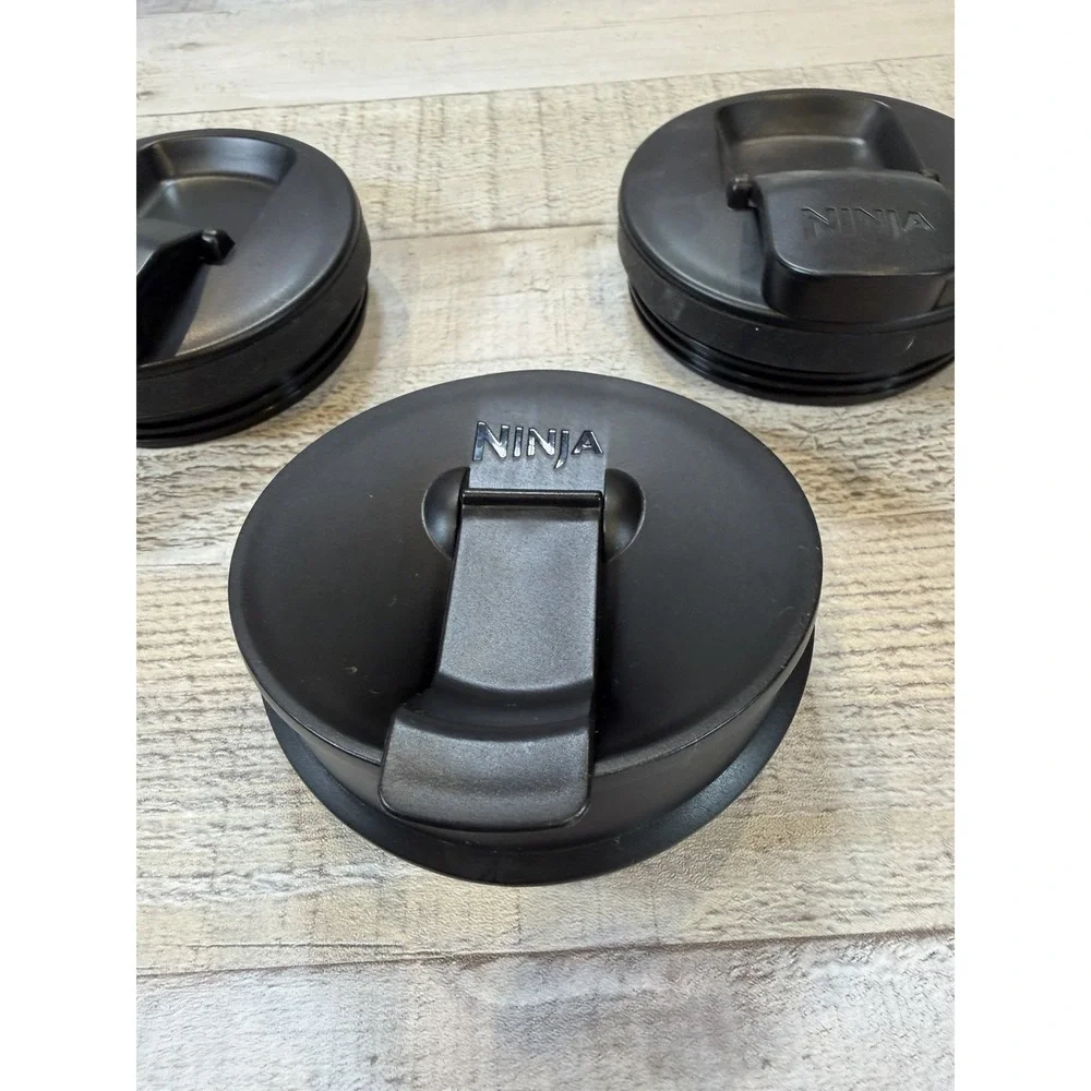 Nutri Ninja Flip Top Screw On To Go Blender Cup Lids 18 24 32 Oz Lot of 3